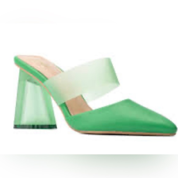 New York & Company Winifred Mule Sandals - Picture 1 of 2